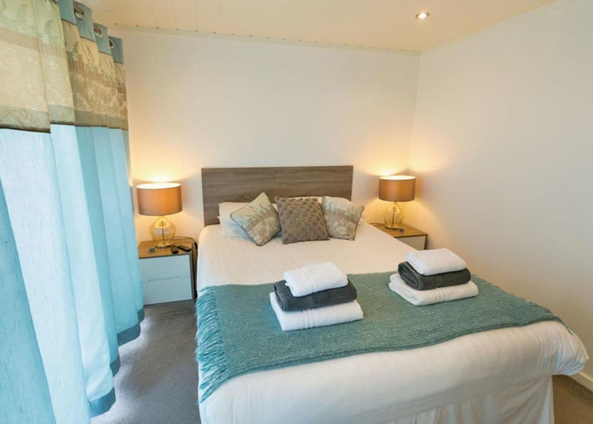 Fishguard Bay Resort Llanllawer 외부 사진